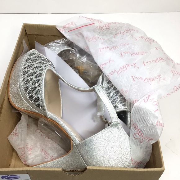 Lov Mark Silver Mesh T-Strap Heeled Sandal - Picture 11 of 12